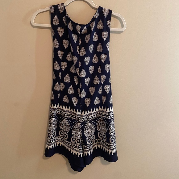 Romper - Picture 2 of 3